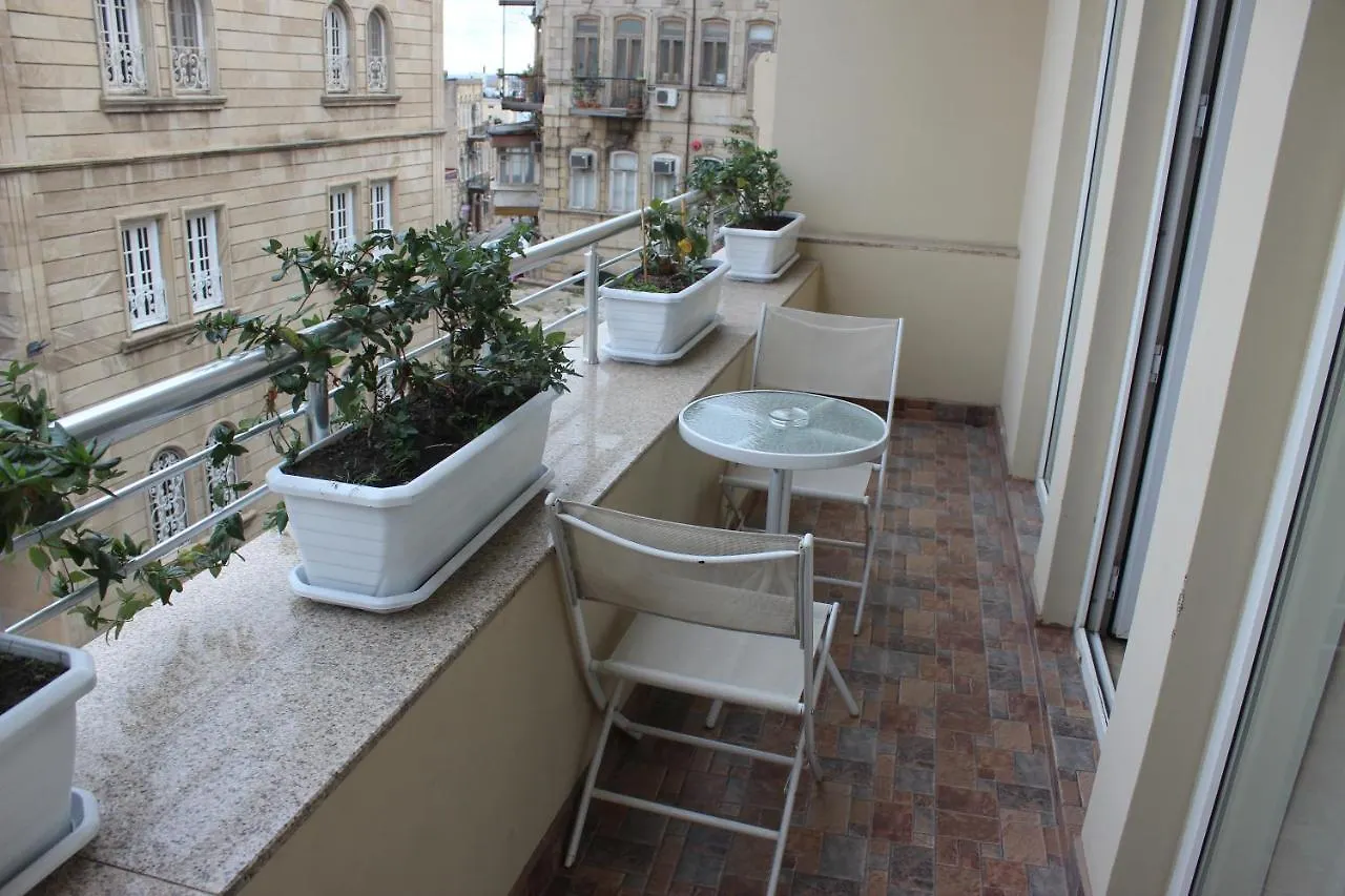 Two Seasons Boutique Hotel Baky 3*,