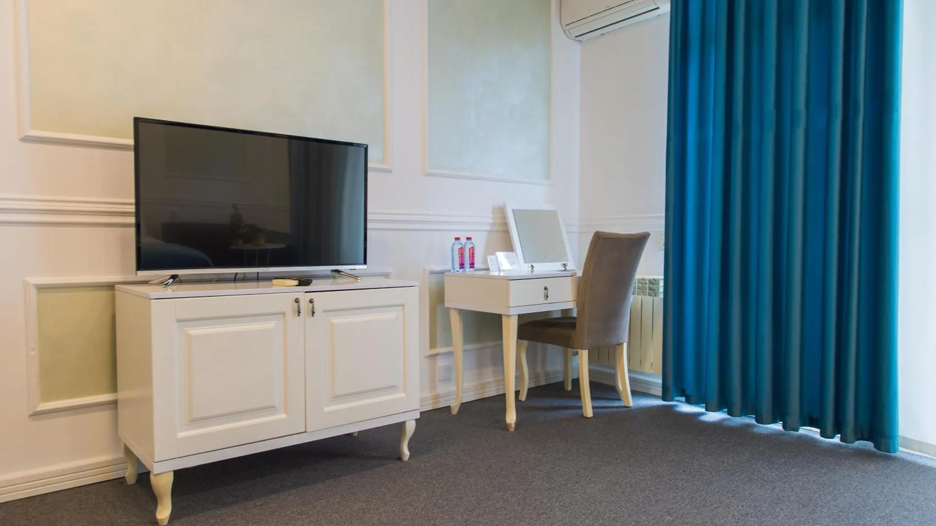 Two Seasons Boutique Hotel Баку Азербайджан
